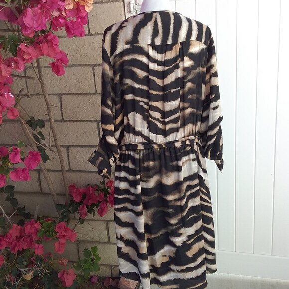 Mossimo Dress Women's Size XXL Brown Black Beige Animal Print Mini - Picture 5 of 6